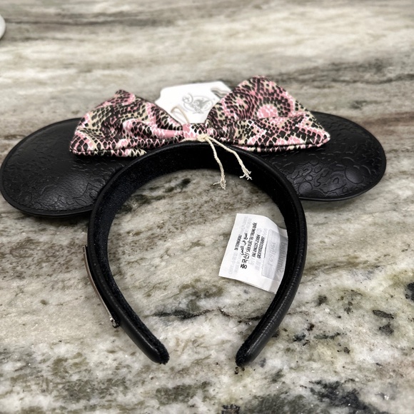 Disney Animal Kingdom Loungefly Minnie Minnie Headband Ears Pink Snakeskin NEW - Picture 12 of 13
